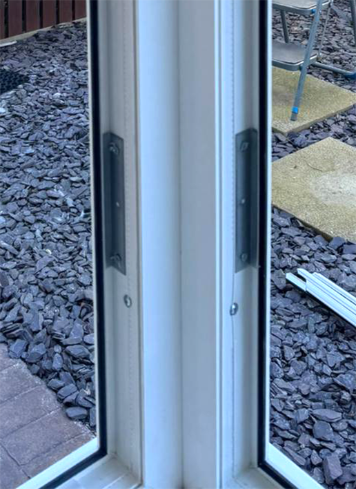 Secure Window Bracket